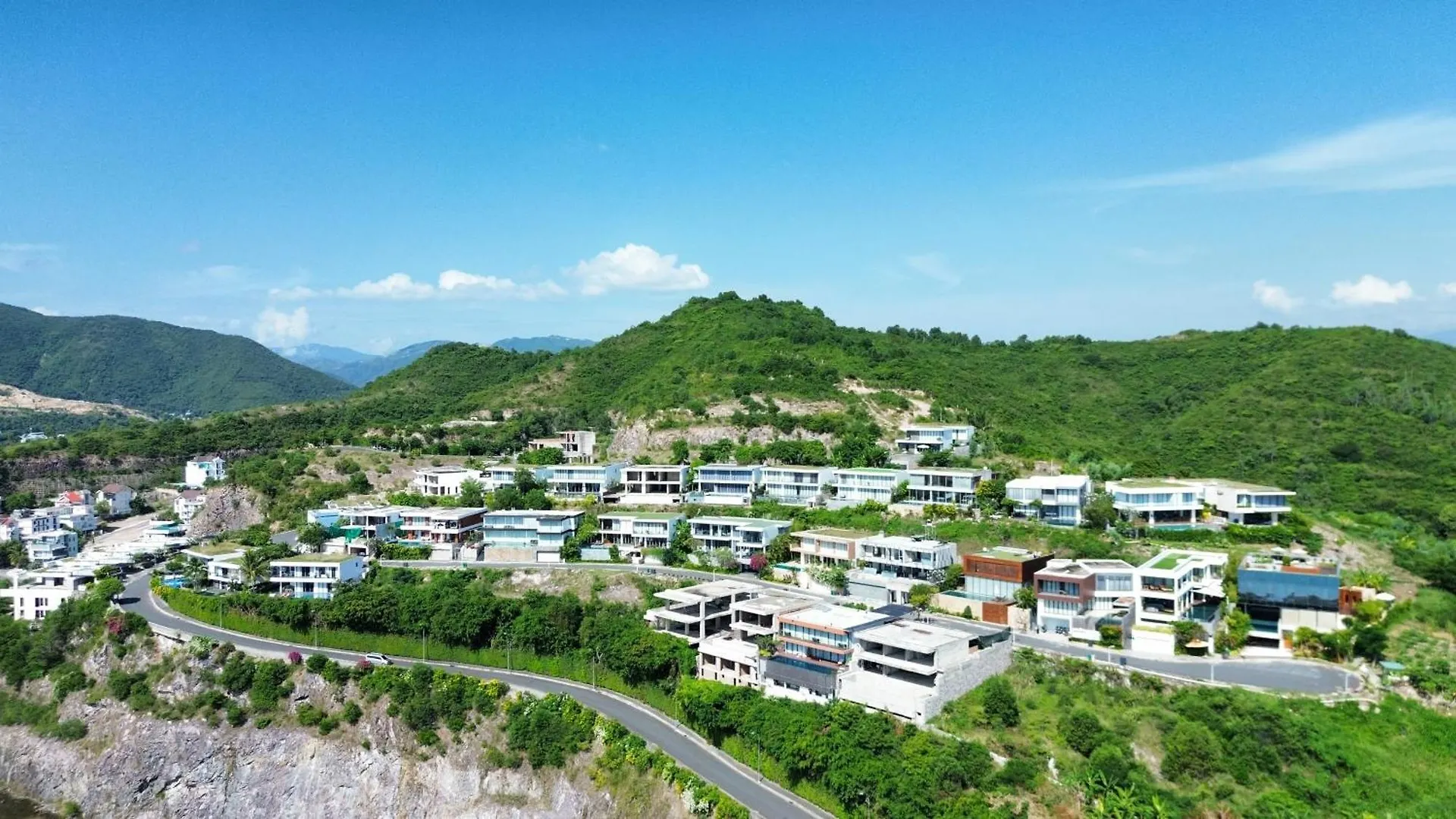 Promotion Early Booker, Sea Paradise Villa 6 Bedrooms, Infinity Pool, Karaoke, Sauna & Bbq ニャチャン