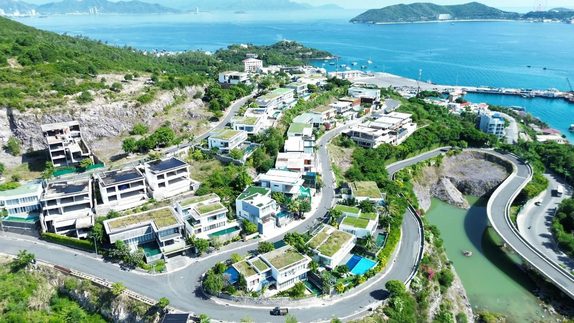 Promotion Early Booker, Sea Paradise Villa 6 Bedrooms, Infinity Pool, Karaoke, Sauna & Bbq ニャチャン