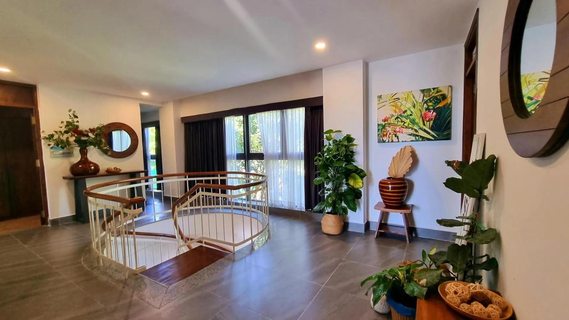 Promotion Early Booker, Sea Paradise Villa 6 Bedrooms, Infinity Pool, Karaoke, Sauna & Bbq ニャチャン